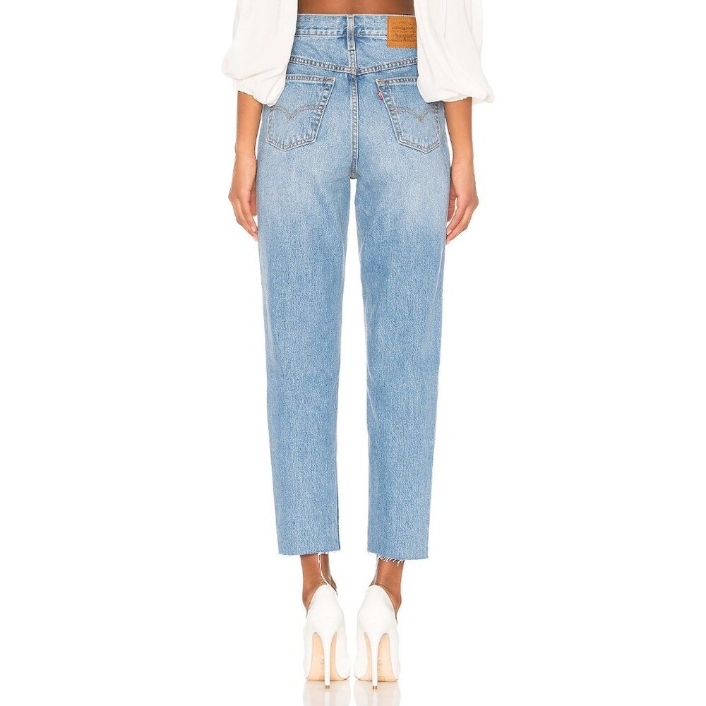Levi's Jeans - Picture 2 of 15